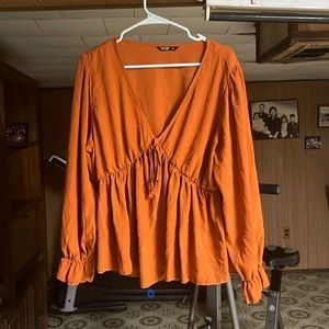 Worn once, super cute in great condition